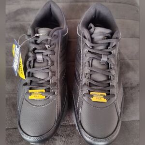 Fila Memory Foam Workshift Slip Resistant Black Shoes Size 12W NWOB